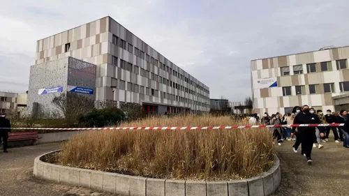 Agression au couteau à l’université du Mans : le récit complet des...